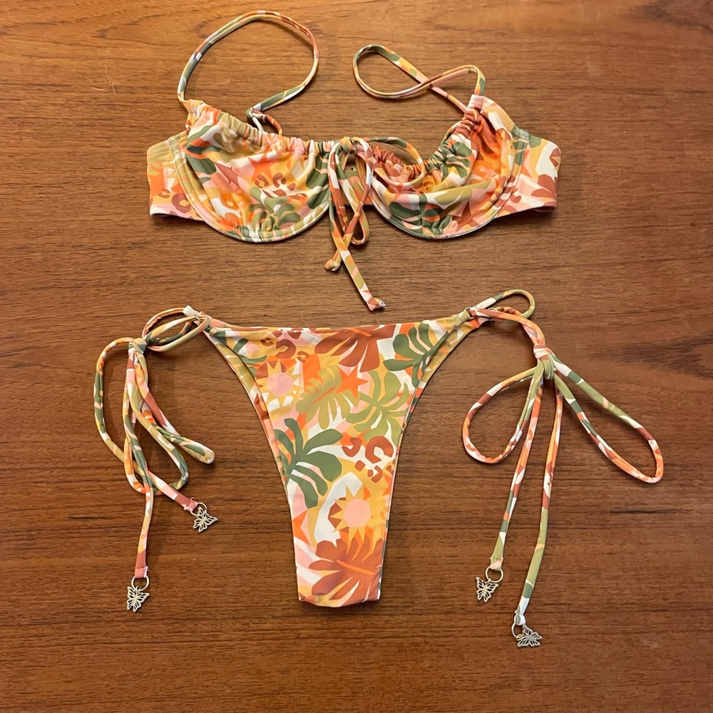 Kulani Kinis Lexi Hidalgo Collab Jungle Dreamer Yellow Bikini Set Top and Bottom - Picture 3 of 8